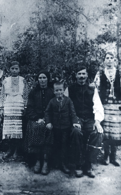 Trachik_1940.jpg (20207 bytes)
